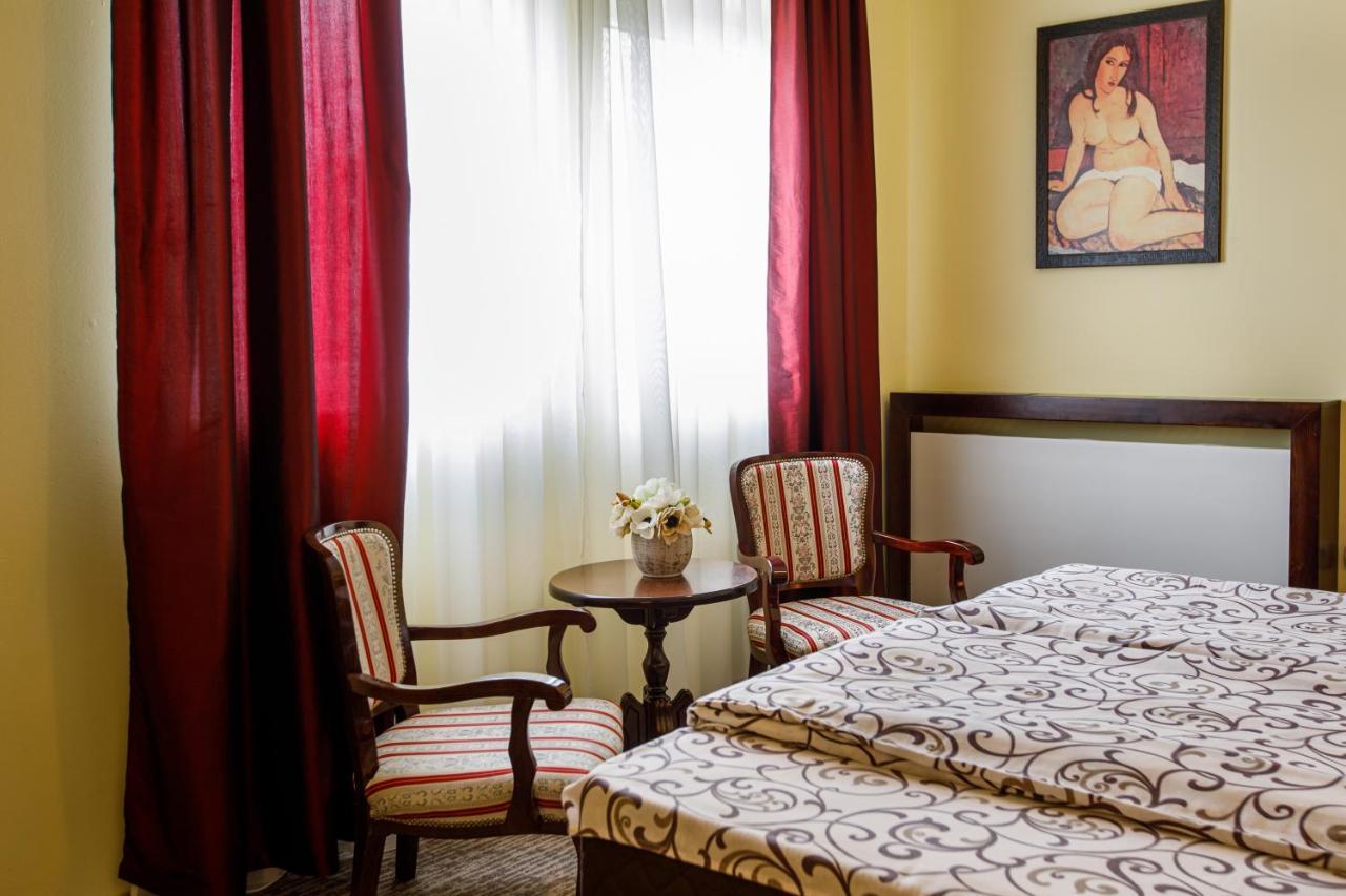 Villa Modena ซูโบติกา ภายนอก รูปภาพ