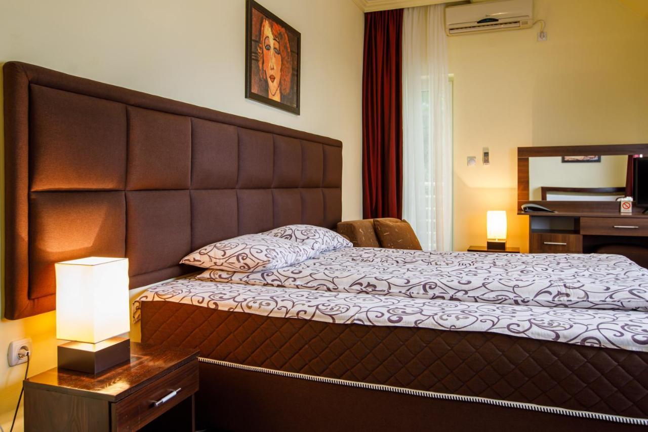 Villa Modena ซูโบติกา ภายนอก รูปภาพ