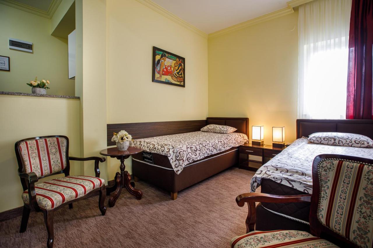 Villa Modena ซูโบติกา ภายนอก รูปภาพ