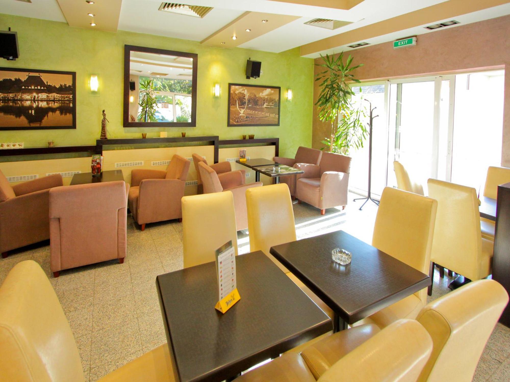 Villa Modena ซูโบติกา ภายนอก รูปภาพ